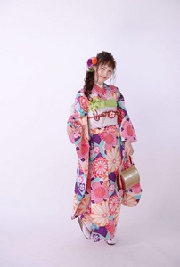 キュート振袖2