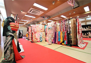 【まきやす】店舗写真